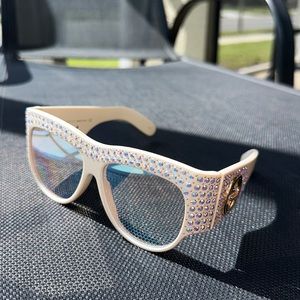 Brand new very very well made Gucci sunglasses.